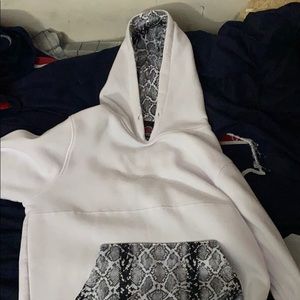 White snakeskin print hoodie